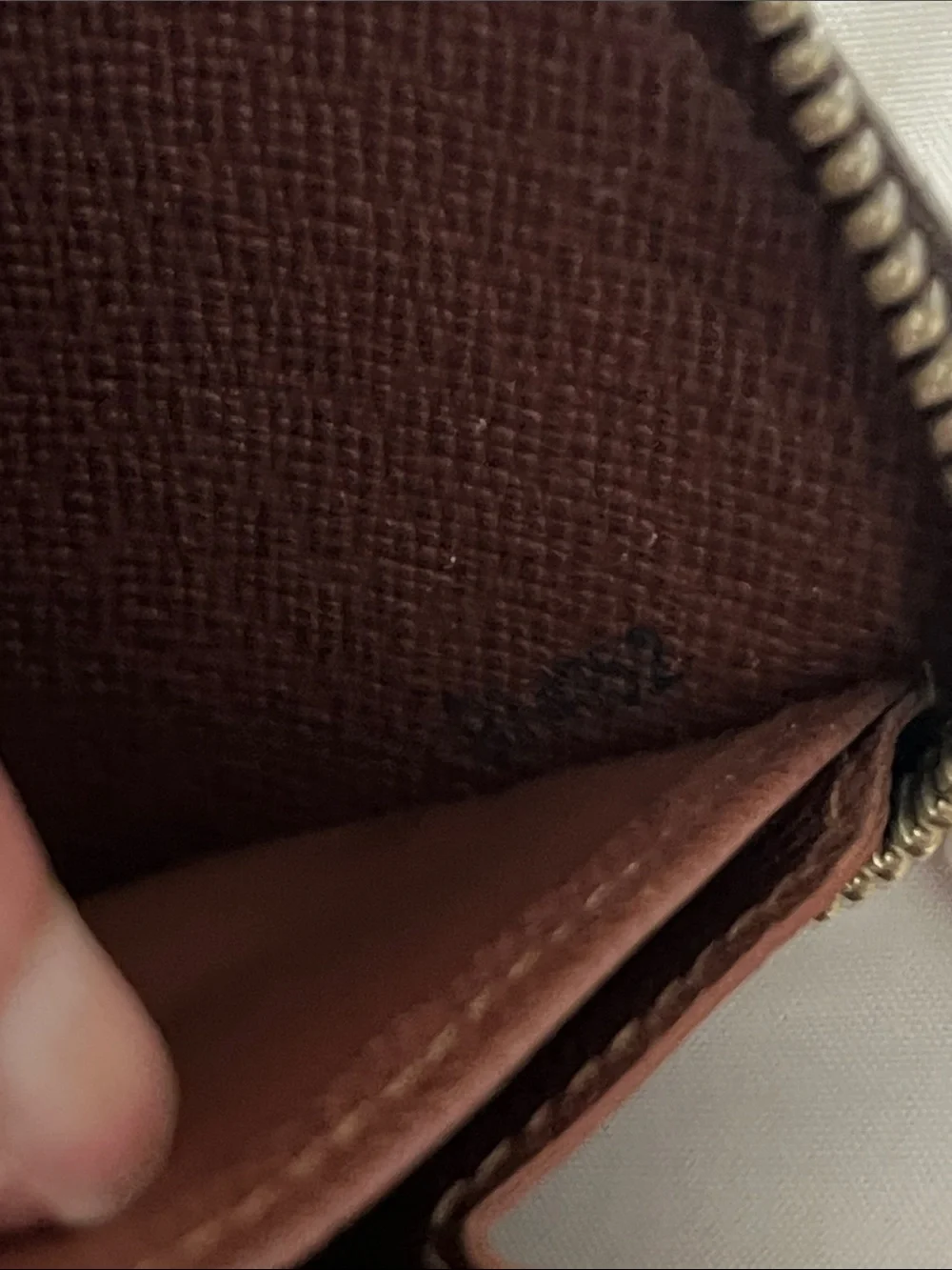 Louis Vuitton classic louis